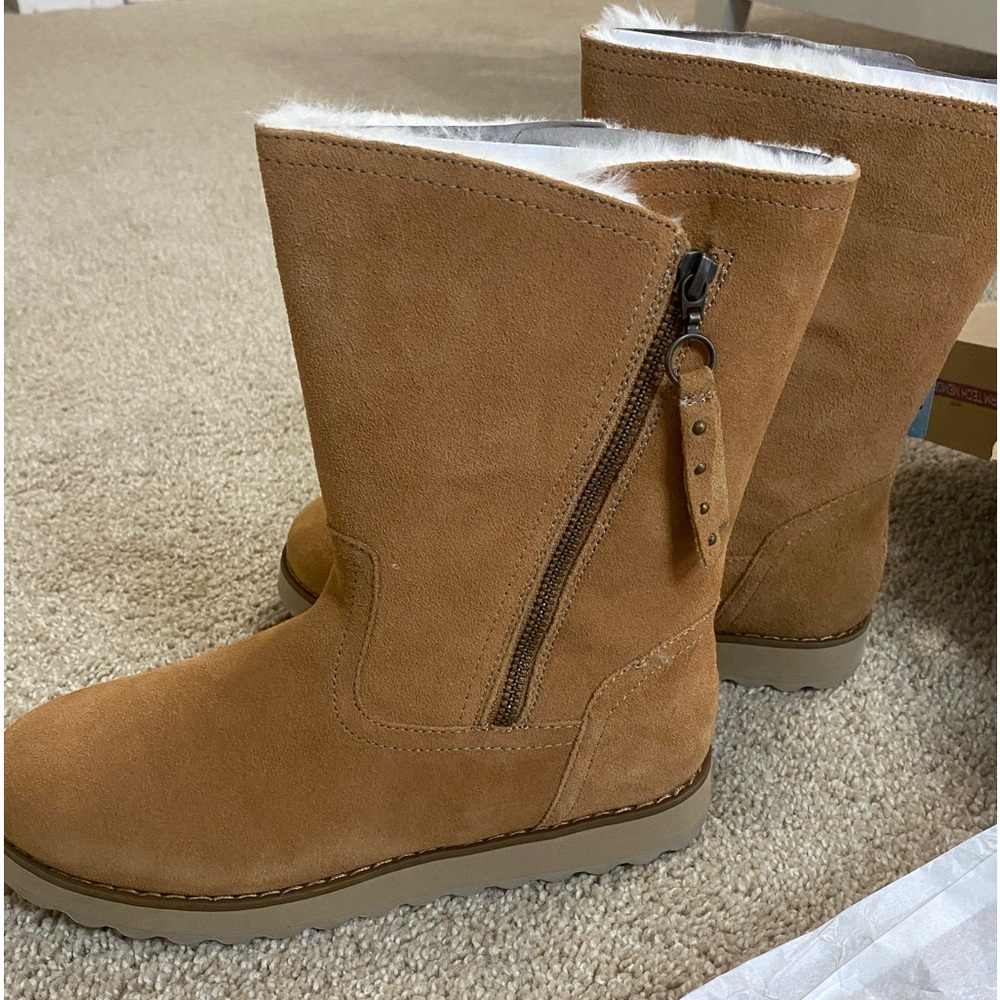 Skechers Winter Boots, Women’s Size 7, Brand New